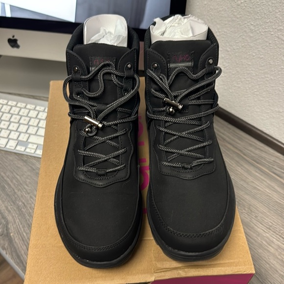 Ryka Women's Brae 2 Water-Resistant Cold Weather Boots - Picture 4 of 7